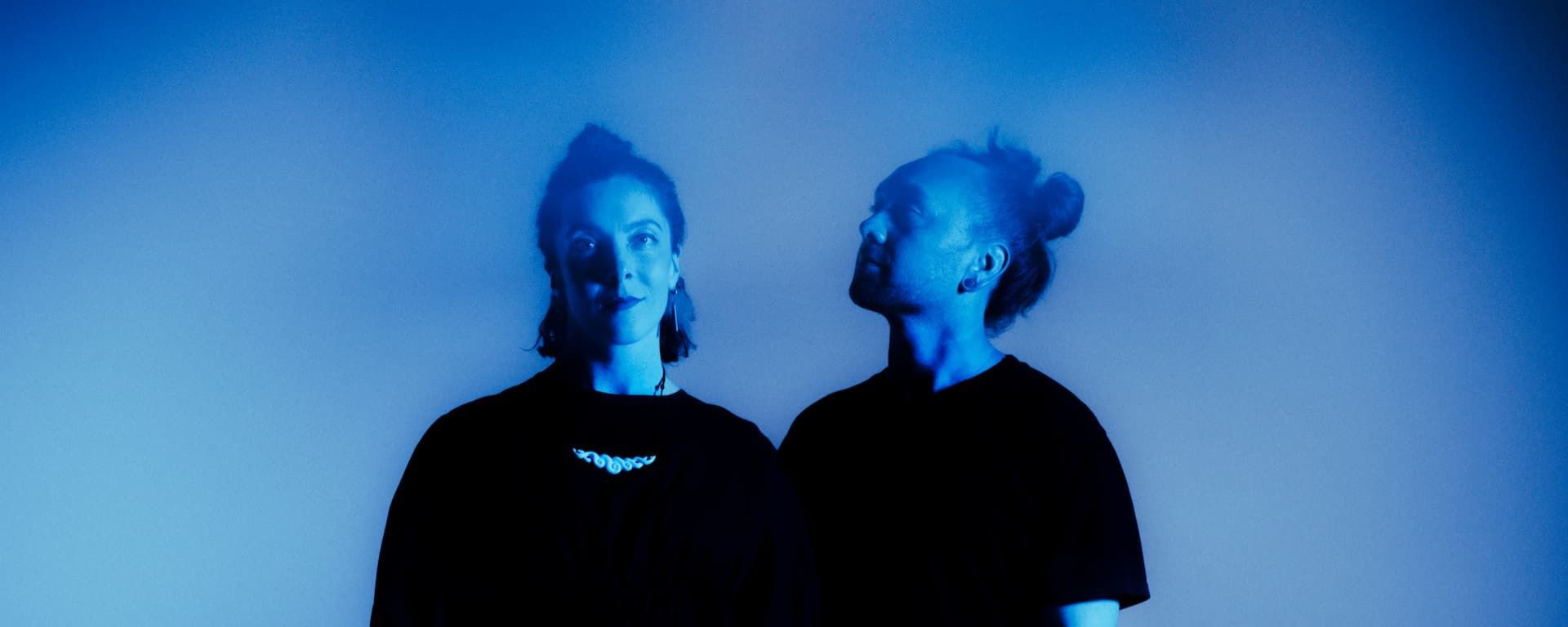 Aro – Live Performance